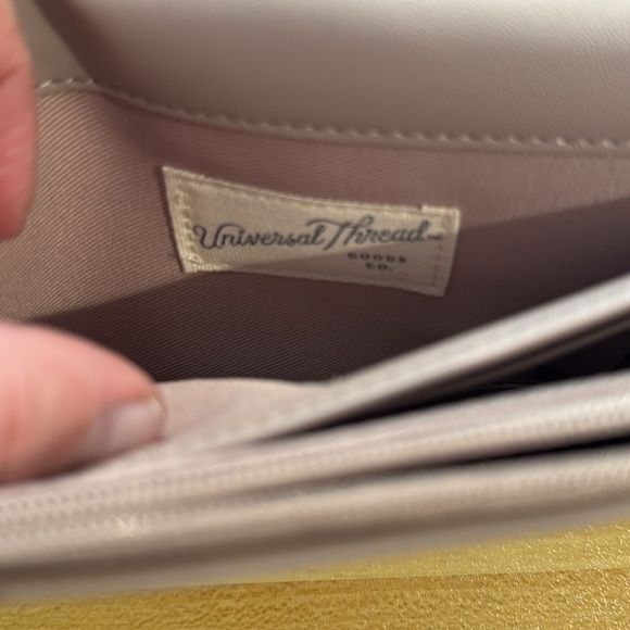 Universal Thread Blush Pink Crossbody Bag with Flap Closure and Adjustable Strap - Picture 2 of 9